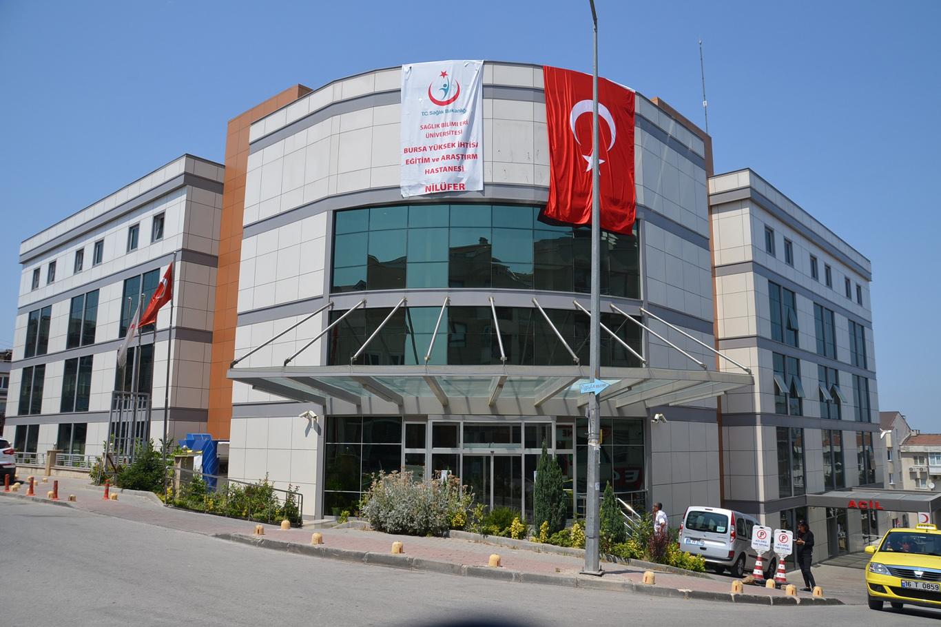 Devredilen FETÖ hastaneleri hizmet vermeye başladı Devredilen FETÖ hastaneleri hizmet vermeye başladı